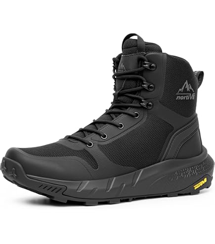 Amazon.com: Under Armour Men's Charged Valsetz Zip, (001) Black